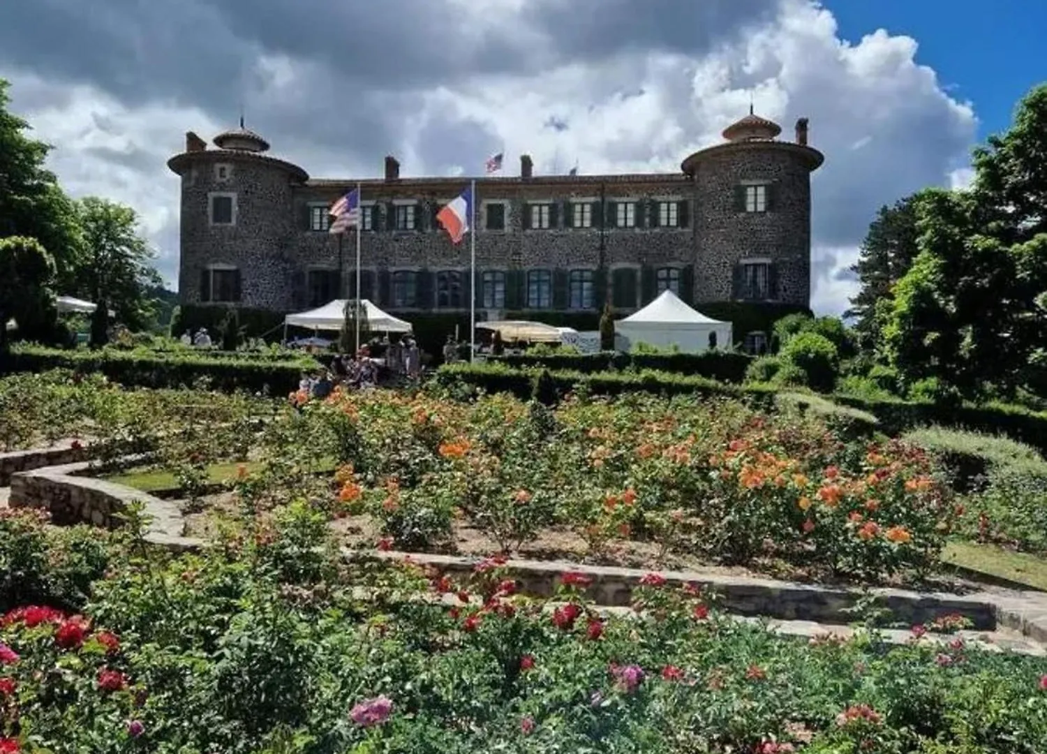 Maison Spacieuse A Domeyrat + Grand Jardin